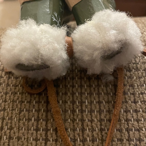 Wooden Ice Skates with Metal Blades Ornament - Picture 6 of 7